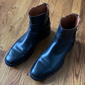 Frye Men Boots in EXCELLENT shape! Size 11
